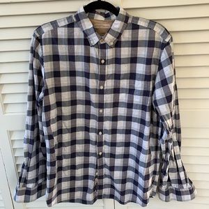 Men’s Heritage Blue and White Button Down